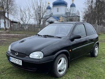 Авто Opel Corsa 1999 № 8273464