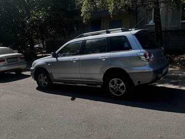 Авто Mitsubishi Outlander 2003 № 8273491