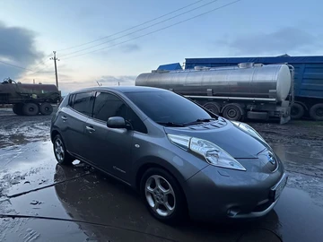 Авто Nissan Leaf 2014 № 8273567