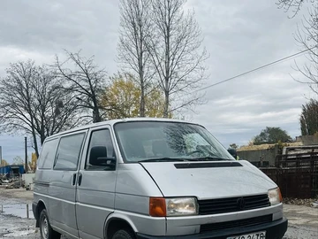Авто Volkswagen Transporter 1991 № 8273792