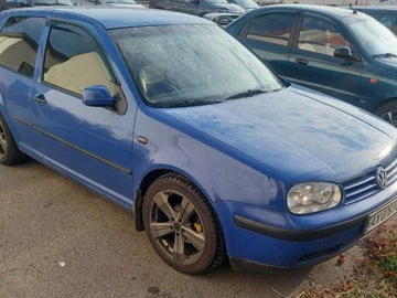 Авто Volkswagen Golf 2001 № 8274041