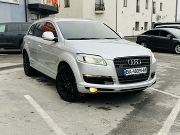 Авто Audi Q7 2006 № 8274438