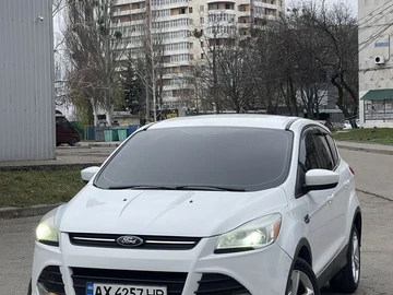 Авто Ford Escape 2014 № 8274536