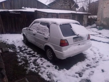 Авто Volkswagen Golf 1991 № 8274541