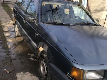 Авто Volkswagen Passat Variant 1991 № 8274674