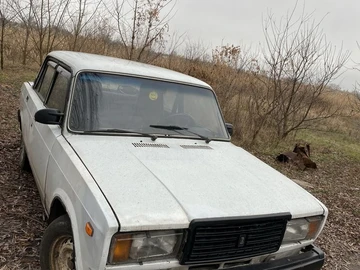 Авто ВАЗ 2107 1990 № 8274702