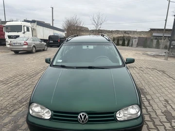 Авто Volkswagen Golf 2003 № 8274850