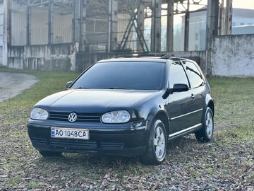 Авто Volkswagen Golf 2000 № 8275008