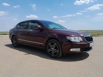 Авто Skoda Superb 2012 № 8275022