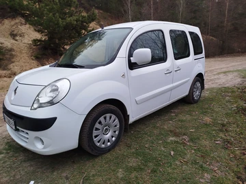 Авто Renault Kangoo Passenger 2011 № 8275025