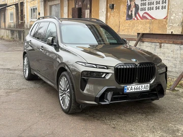 Авто BMW X7 2024 № 8275092