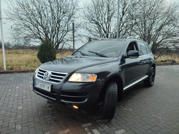 Авто Volkswagen Touareg 2005 № 8275131