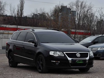 Авто Volkswagen Passat Variant 2010 № 8275292