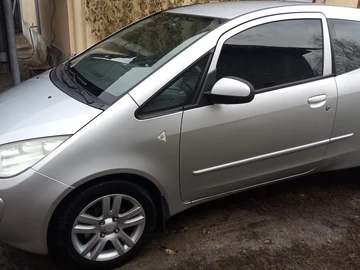 Авто Mitsubishi Colt 2006 № 8275336