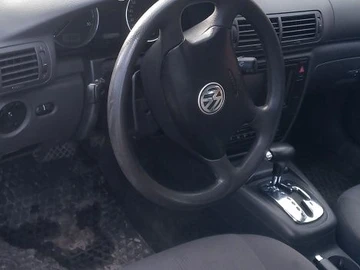 Авто Volkswagen Passat Variant 2005 № 8275433