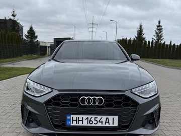 Авто Audi A4 2023 № 8275438