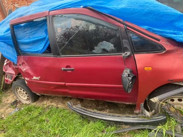 Авто Ford Galaxy 1999 № 8275566