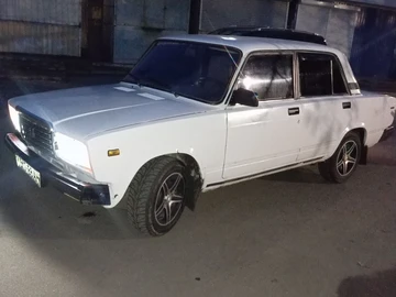 Авто ВАЗ 2107 1987 № 8275712