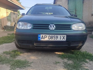 Авто Volkswagen Golf 2000 № 8275749