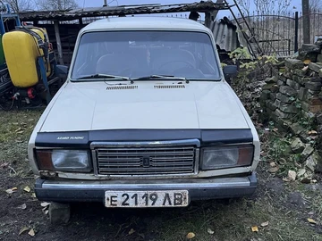 Авто ВАЗ 2107 1984 № 8275764