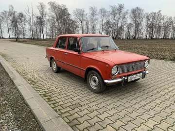 Авто ВАЗ 2101 1977 № 8275897
