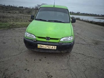 Авто Peugeot Partner 1997 № 8275922
