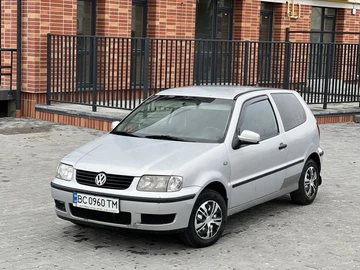 Авто Volkswagen Polo 2000 № 8275941