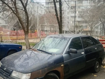 Авто ВАЗ 2112 2006 № 8276000