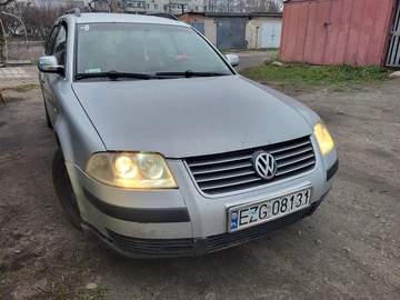 Авто Volkswagen Passat Variant 2003 № 8276207