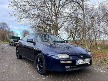 Авто Mazda 323 1996 № 8276303