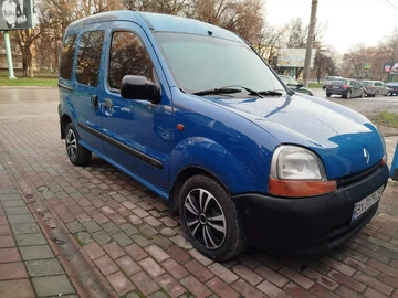 Авто Renault Kangoo Passenger 2000 № 8276312
