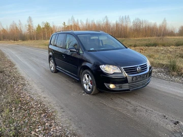 Авто Volkswagen Touran 2007 № 8276415