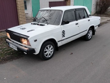 Авто ВАЗ 2105 1993 № 8276414