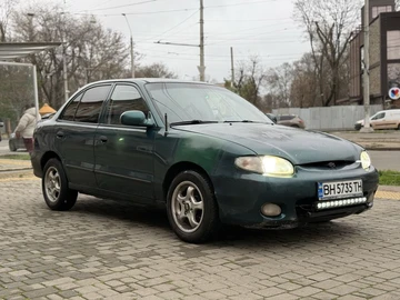 Авто Hyundai Accent 2000 № 8276456