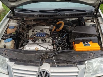 Авто Volkswagen Bora 1999 № 8276537