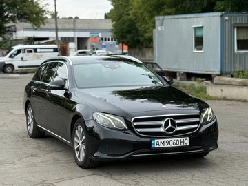 Авто Mercedes 220 2017 № 8276905