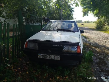 Авто ВАЗ 2109 1999 № 8276954