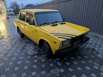 Авто ВАЗ 2105 1982 № 8276958