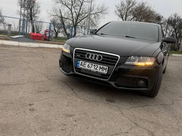 Авто Audi A4 2011 № 8277057