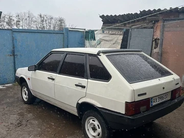 Авто ВАЗ 2109 1993 № 8277167