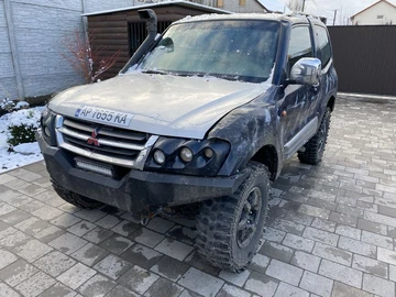 Авто Mitsubishi Pajero 2002 № 8277233