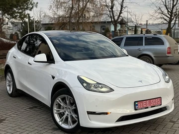 Авто Tesla Roadster 2021 № 8277826