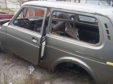 Авто ВАЗ 2121 1992 № 8277838