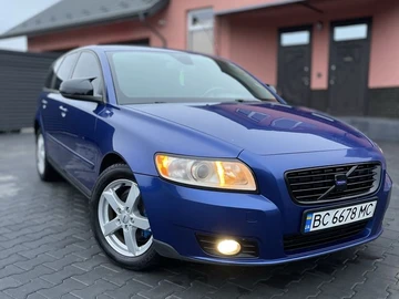 Авто Volvo V50 2009 № 8277847