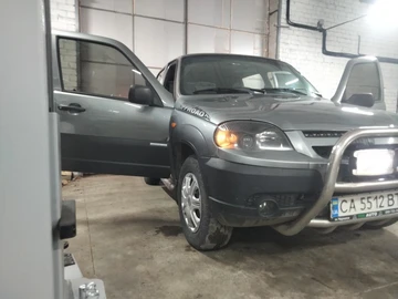 Авто Chevrolet Niva 2010 № 8278007