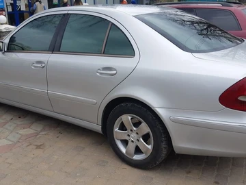 Авто Mercedes E Серия 2003 № 8278175