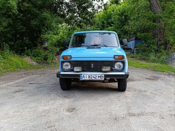 Авто ВАЗ 2121 1992 № 8278292
