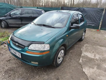 Авто Chevrolet Aveo 2004 № 8278307