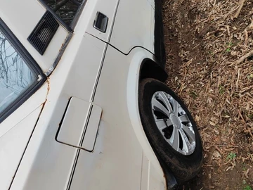 Авто ВАЗ 2107 1995 № 8278593