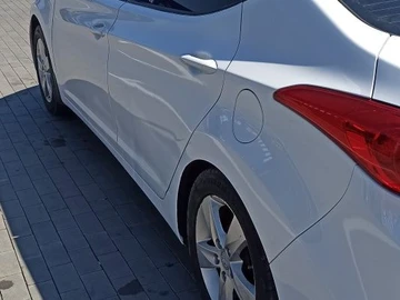 Авто Hyundai Elantra 2013 № 8278601